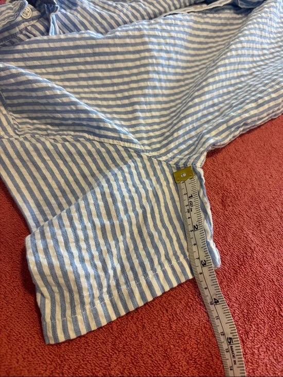H&M Blue and White Striped Short Sleeve Button-Up - Picture 9 of 10